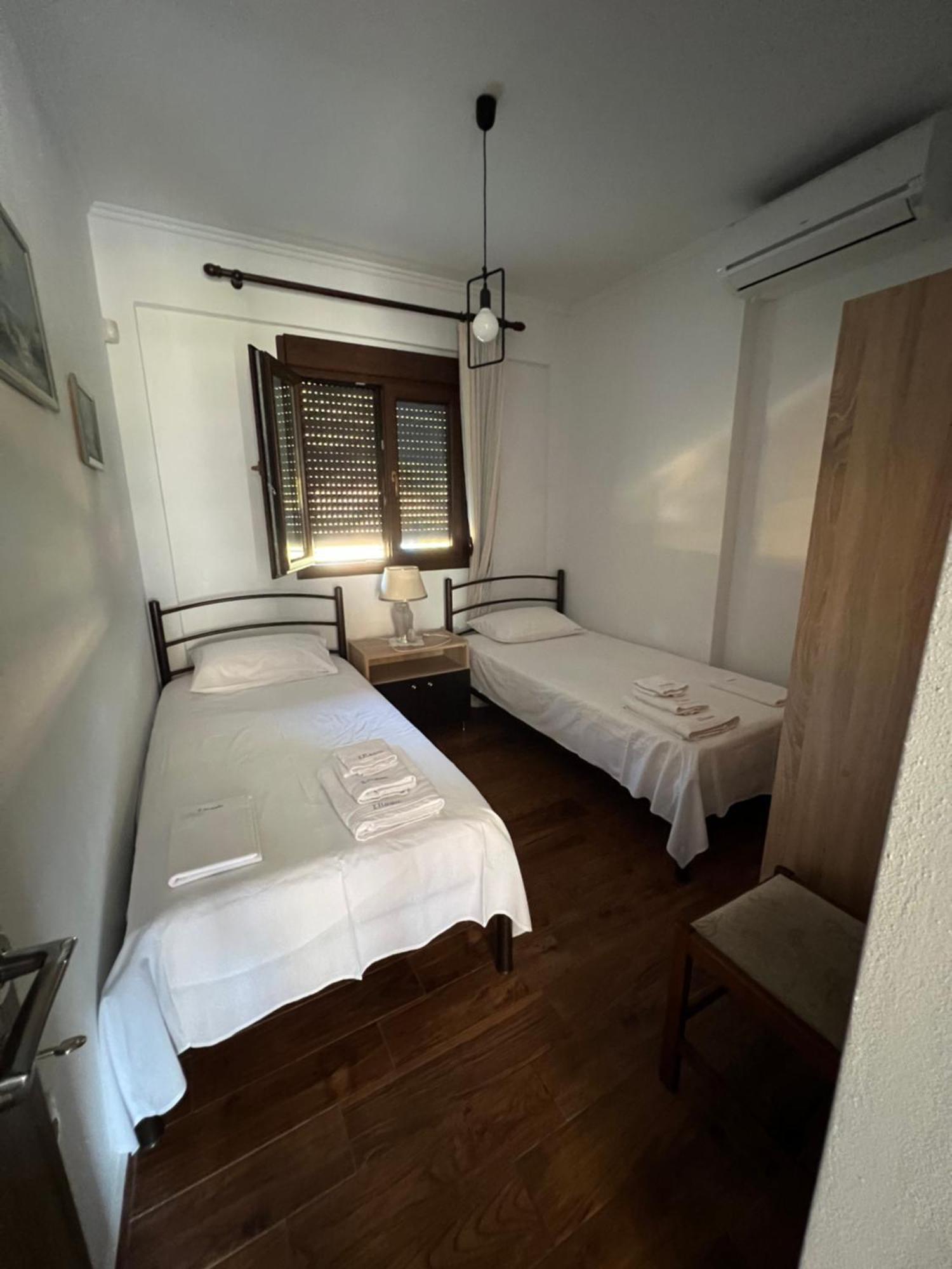 Epavli Xenia Pefkochori-Paliouri 50M Apartment Exterior photo